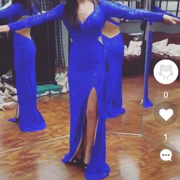 Deep blue prom dress - Picture 3 of 3