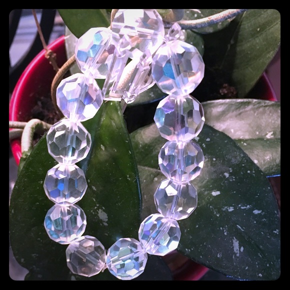 Great Quality Stretchy Crystal Bracelet👑 - Picture 2 of 3