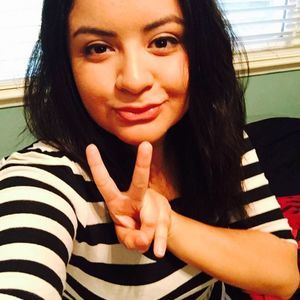 Meet your Posher, Elena