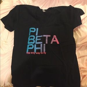 Black v neck Pi Phi shirt