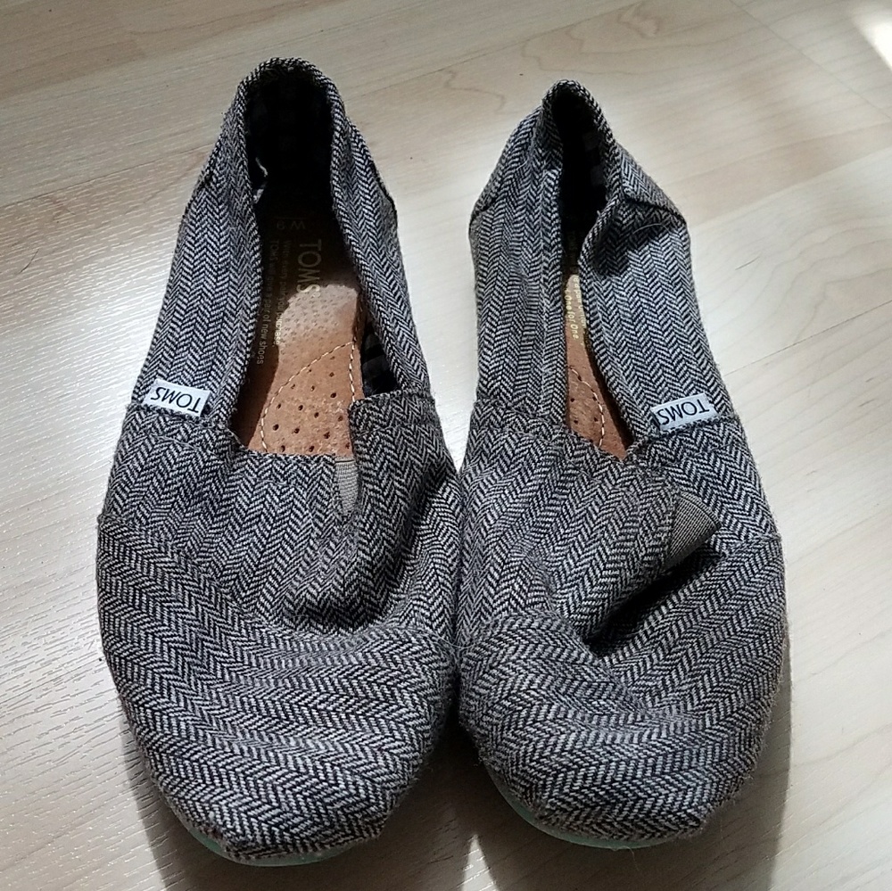 Herringbone TOMS