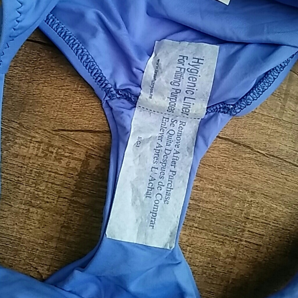 đBecca Bottom - Picture 5 of 5