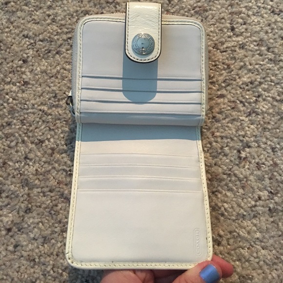 Coach wallet - Picture 2 of 3