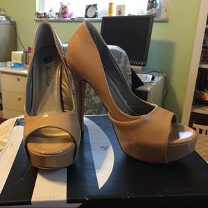 Gorgeous Nude Heels
