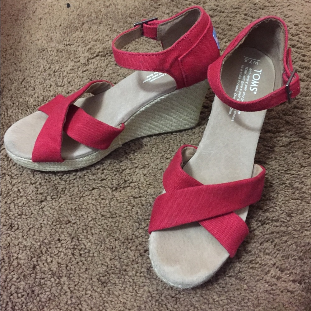 Toms Wedges