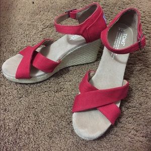 Toms Wedges