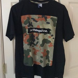 H&M CAMO T SHIRT