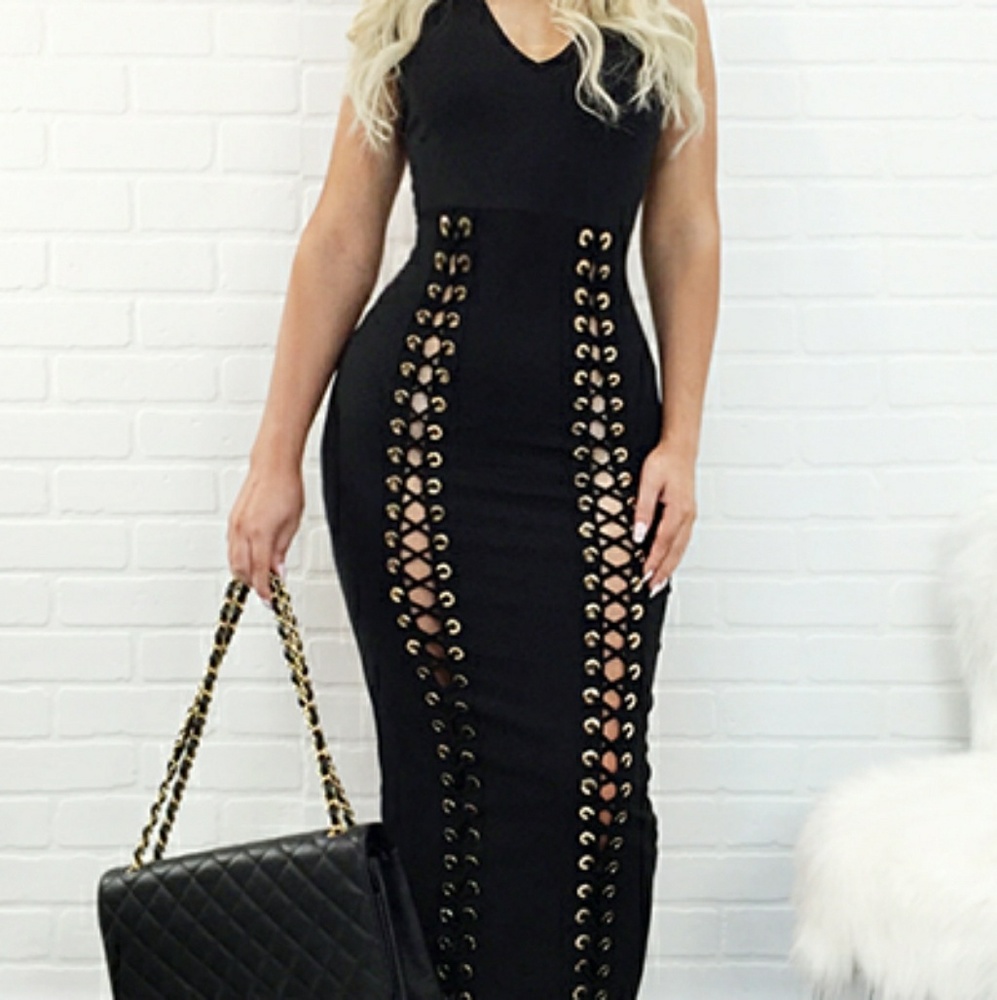 New! Hooded Lace-up Maxi Dress