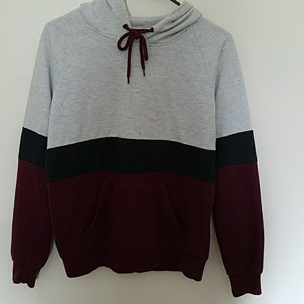 Light grey stripped Hoody