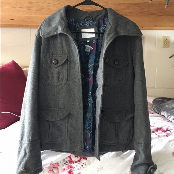 Woman's Jacket w/ Detachable Faux Fur lined hood - Picture 1 of 3