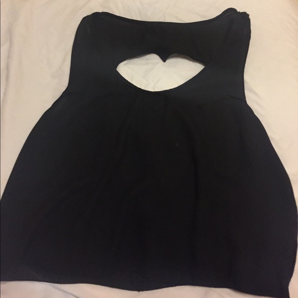 Sheer, cut out on the back in a shape of a heart🖤 - Picture 2 of 4