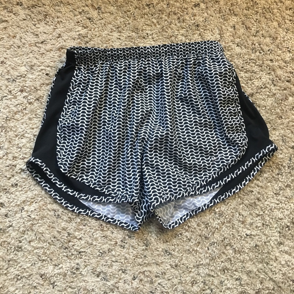 Nike dry fit workout shorts