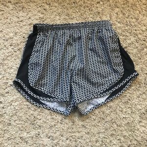 Nike dry fit workout shorts