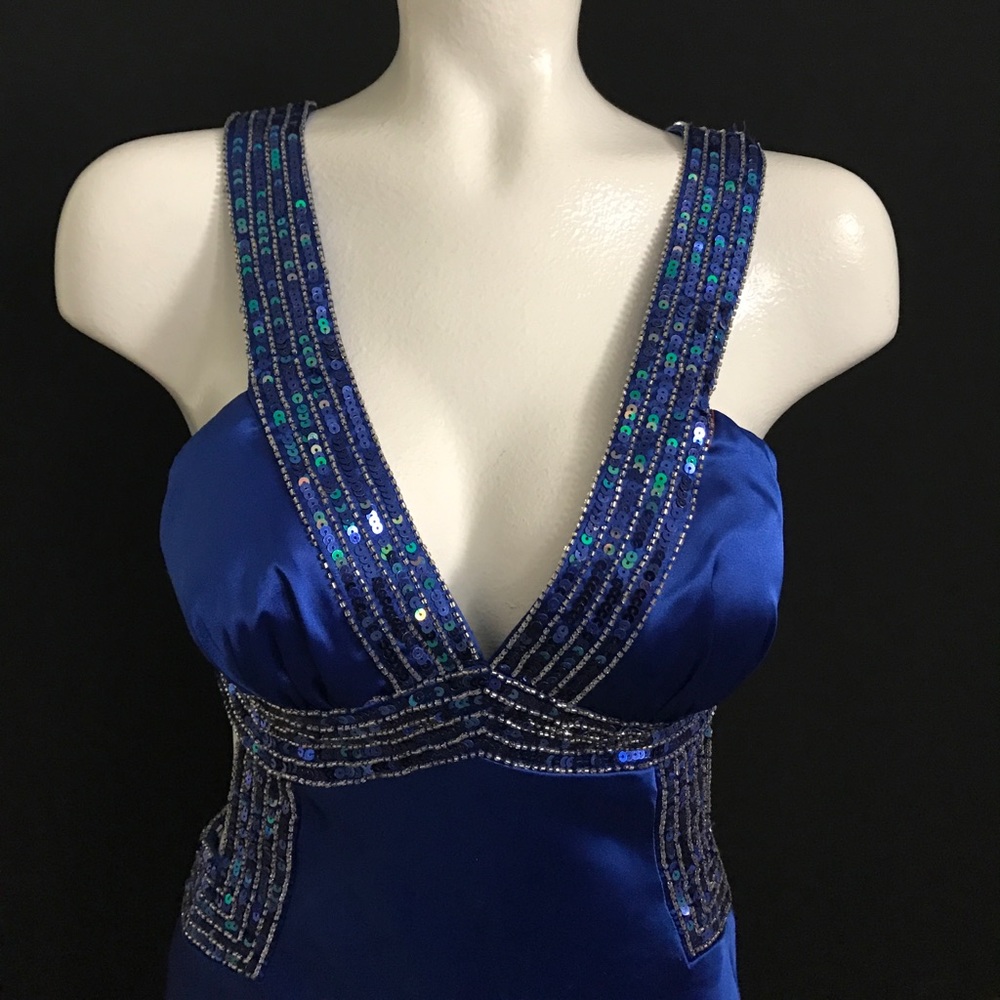 Blondie Nites Formal Dress