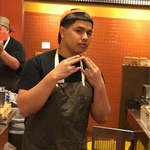 Meet your Posher, Elijah