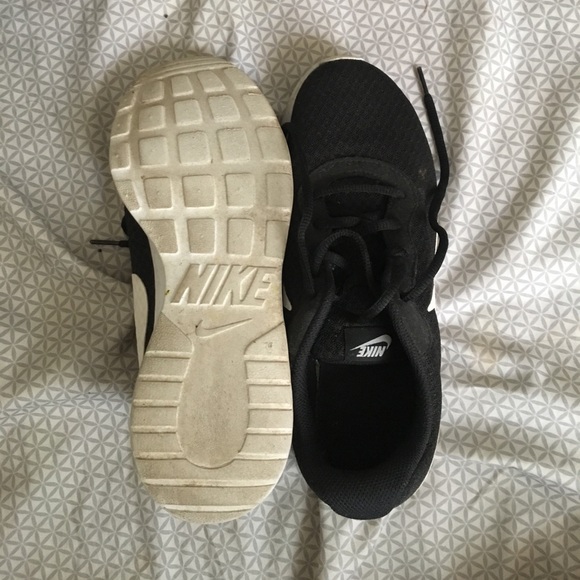 Nike trainers . They're so comfortable - Picture 4 of 4