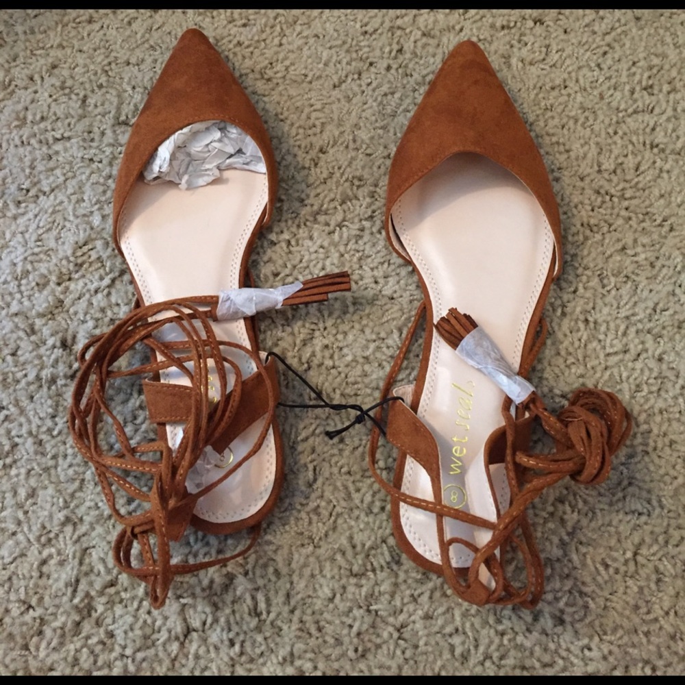 Brown Pointy Toe Wrap Gladiator Sandals