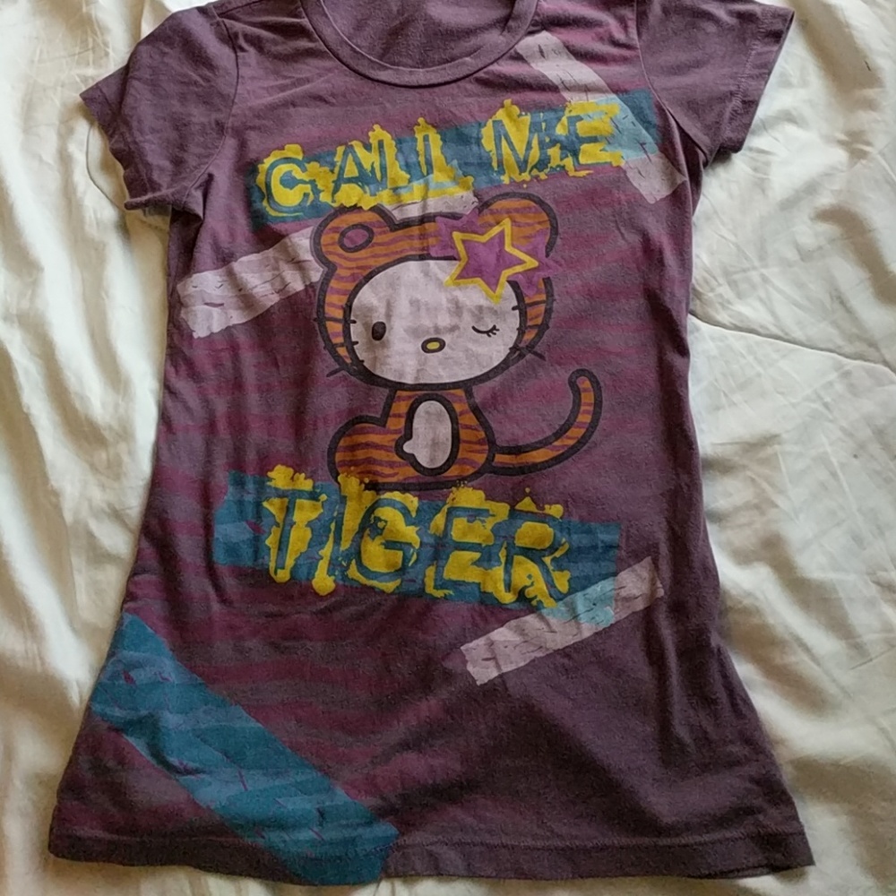 HELLO KITTY T-shirt
