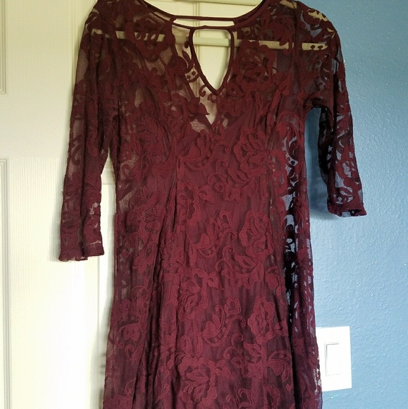 Hollister Lace and Mesh Dress with Slip - Picture 1 of 7