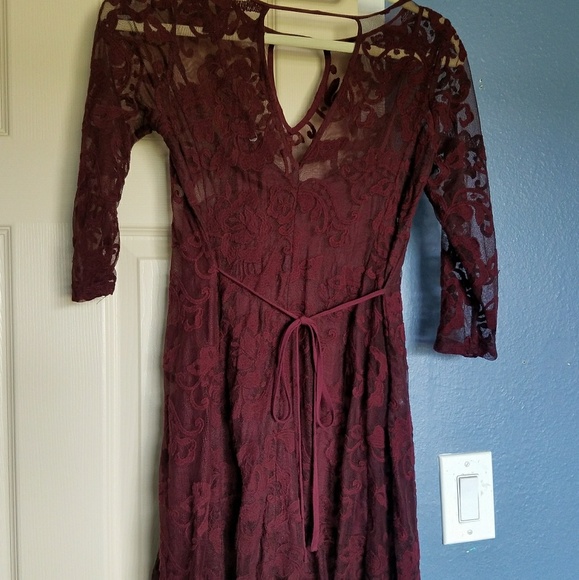 Hollister Lace and Mesh Dress with Slip - Picture 2 of 7