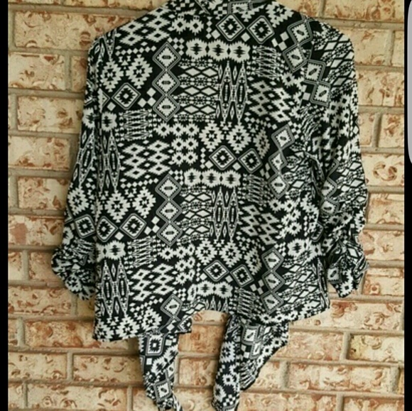 Aztec print cover up - Picture 4 of 4