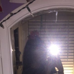 Meet your Posher, Clau