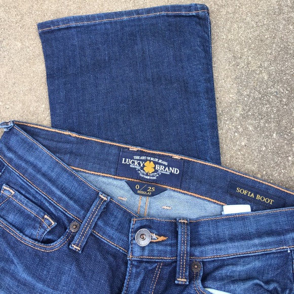 Lucky Brand Boot Cut Jeans - Picture 5 of 6