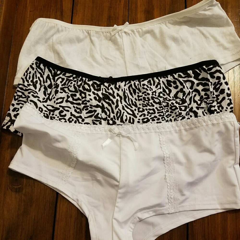 10 panties