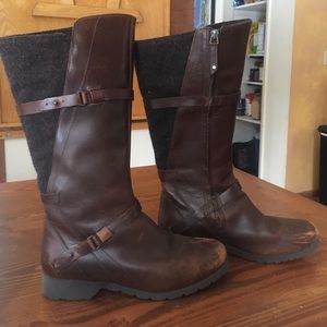 Women's Teva De La Vina Boot Wool size 9