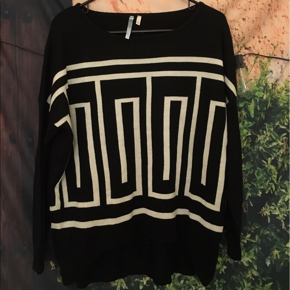 Black and White Patterned Sweater