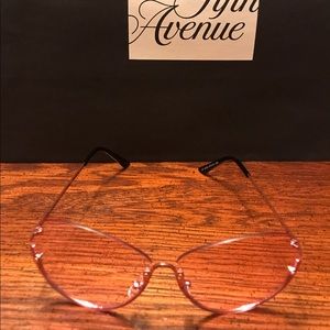 Various color rimless glasses 30 each