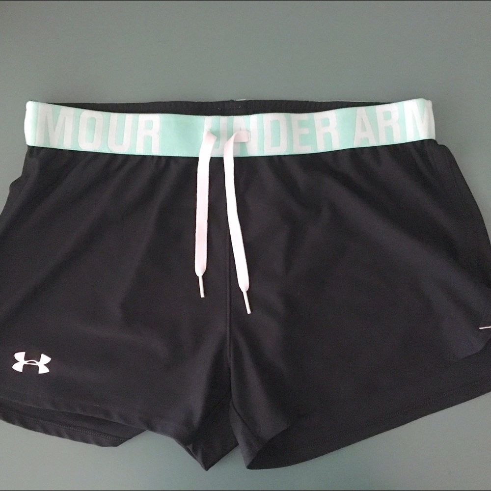 Under Armour Women's HeatGear shorts
