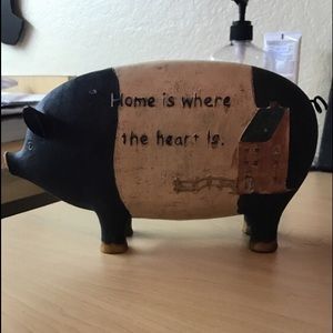 Pig trinket