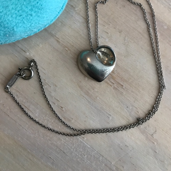 Tiffanys Heart Necklace - Picture 2 of 4
