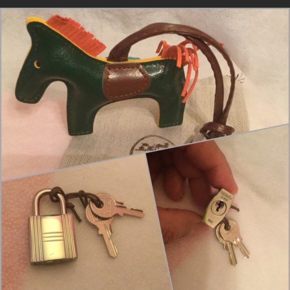 Ionic Hermes Paris Birkin Kelly w/one lock& 2 keys