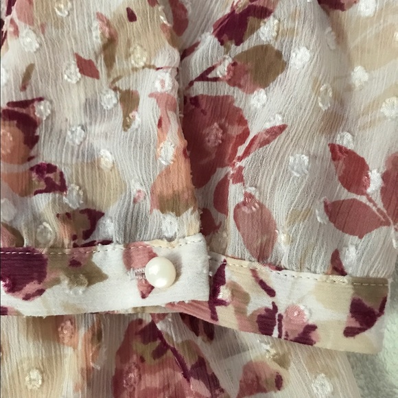 LC Lauren Conrad floral top - Picture 5 of 5