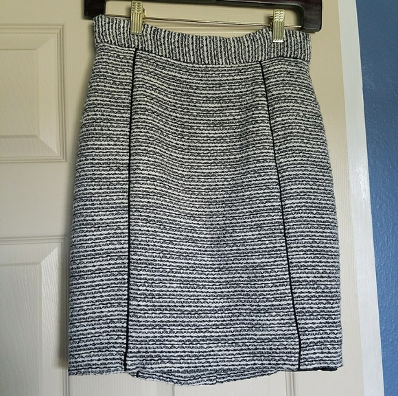 H&M Pencil Skirt - Picture 1 of 5