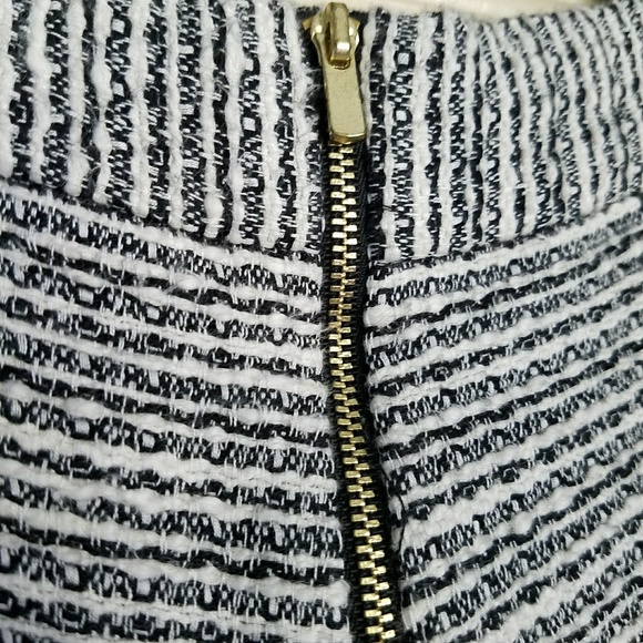 H&M Pencil Skirt - Picture 4 of 5