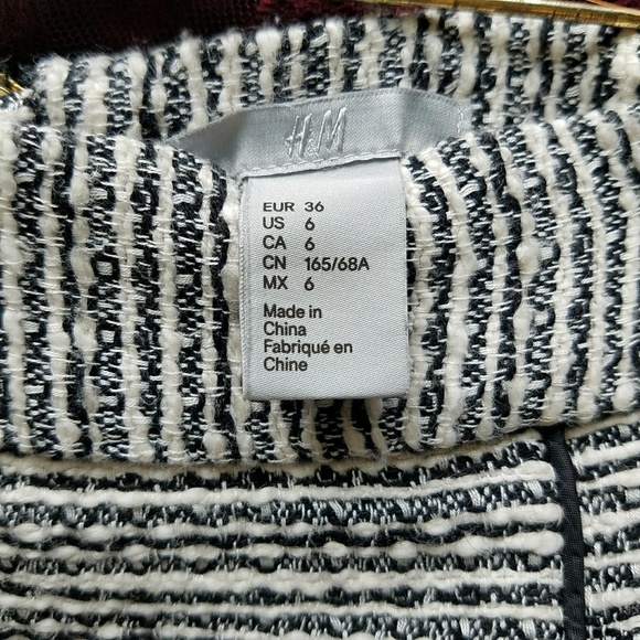 H&M Pencil Skirt - Picture 5 of 5