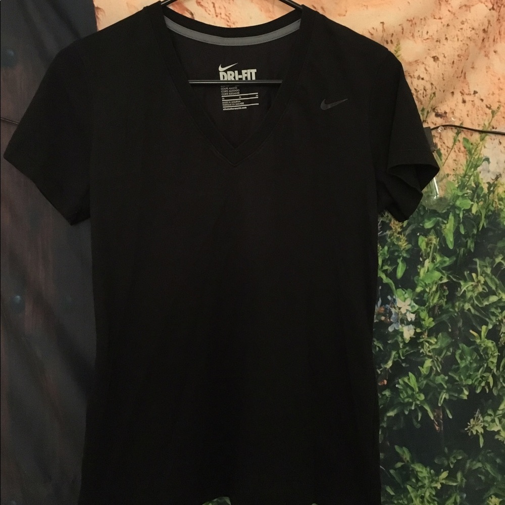 Nike Dry Fit V Neck