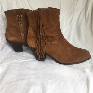 Sam Edelman booties OBO