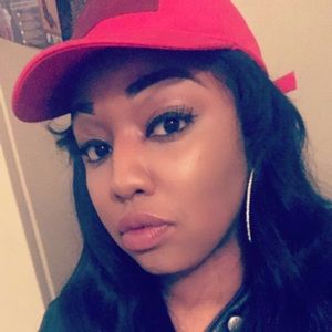 Meet your Posher, Jasmine