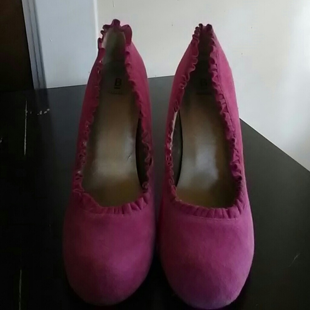 Heels - Picture 2 of 2