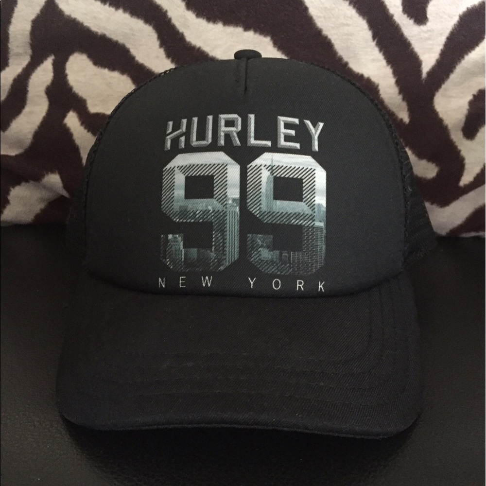Hurley hat in black