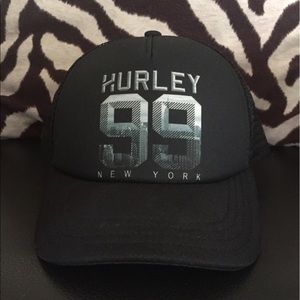 Hurley hat in black