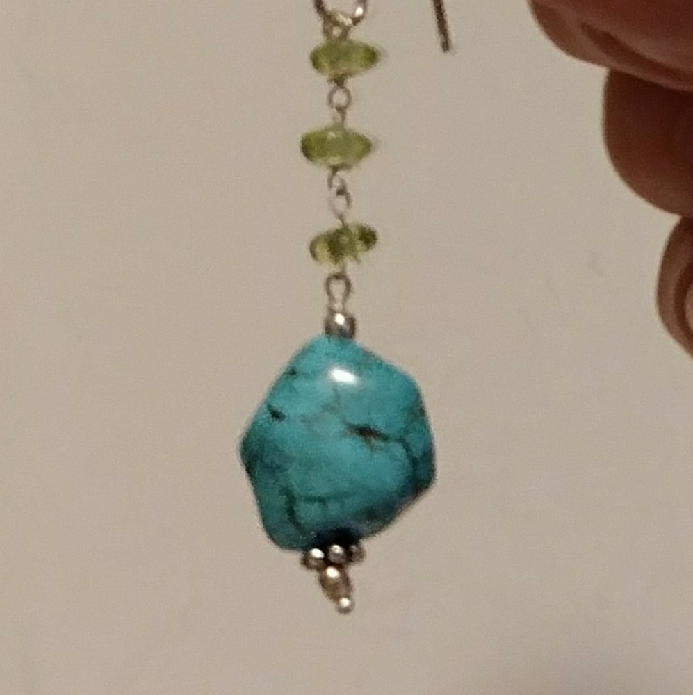 Earrings - Picture 2 of 3