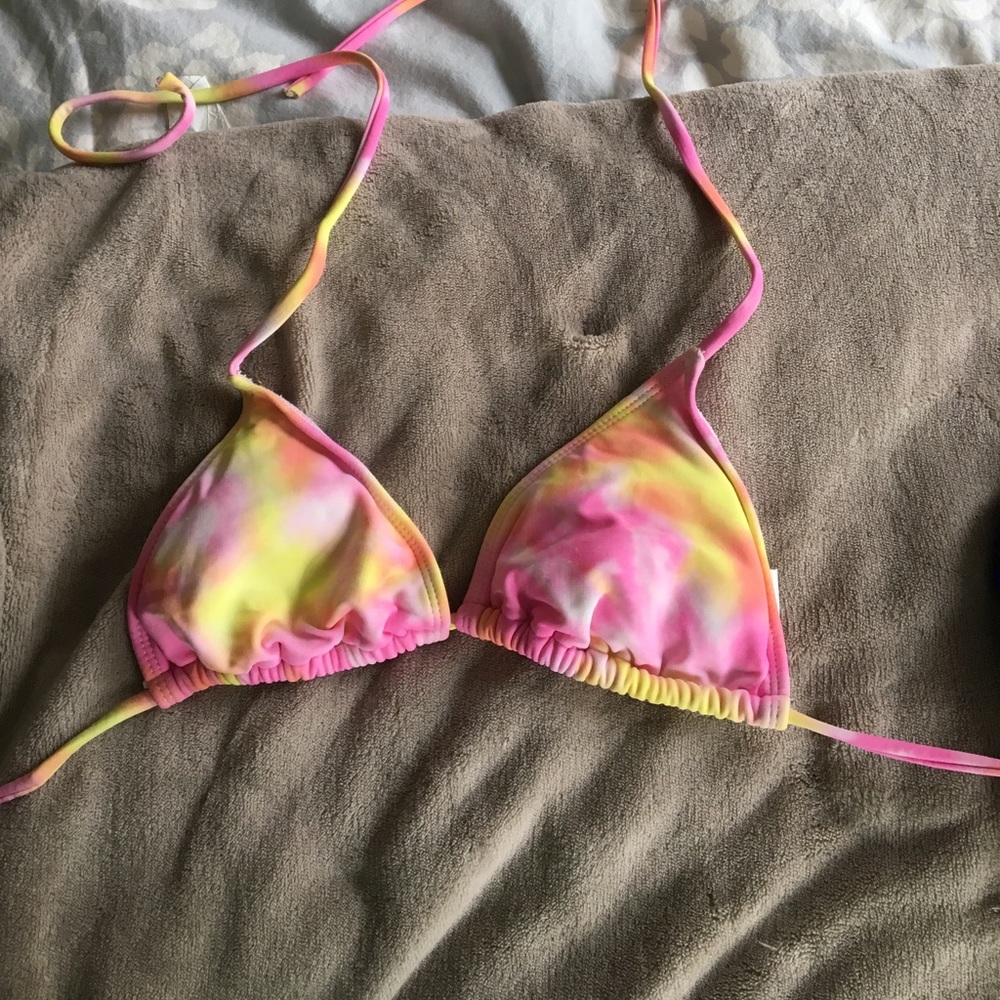 Bikini top