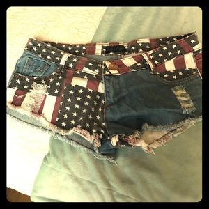 Sale!!!! 🇺🇸 American flag jean shorts NWOT