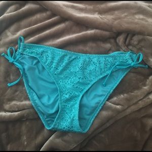 Bikini bottom size 14