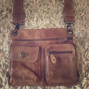 Roots Messenger Bag 💼🍄